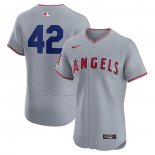Camiseta Beisbol Hombre Los Angeles Angels Road 2024 Jackie Robinson Day Elite Gris